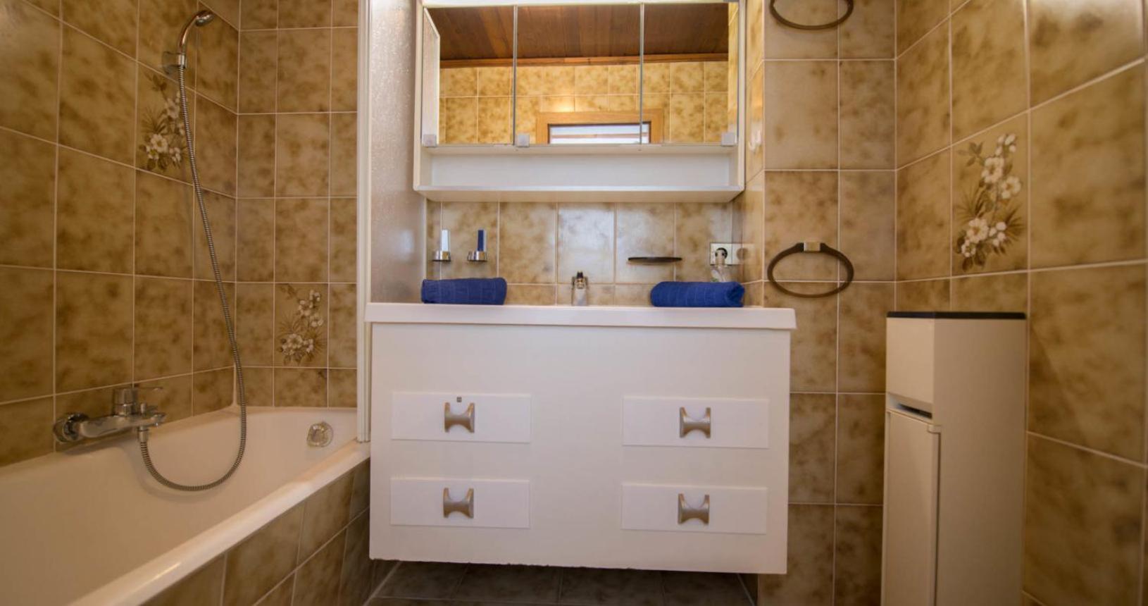 Homestay Haus Binder *